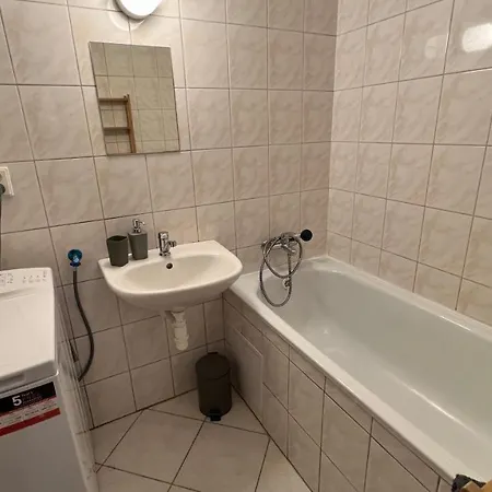 Appartement 1 With Balcony, Dolezalova Street *